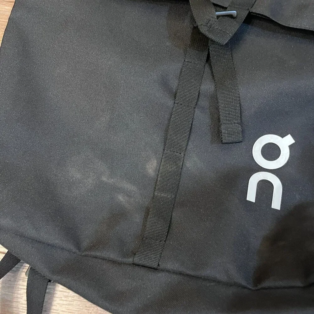 On Cloud Running Ambassador Pack Backpack 2 in 1 Bag Tote Black